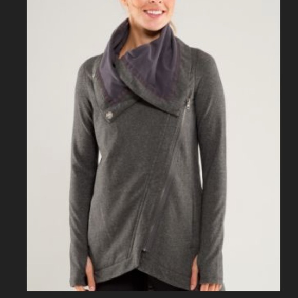 lululemon athletica Jackets & Blazers - Lululemon METHOD Wrap!  Grey Sz 10 RARE 🦄!
